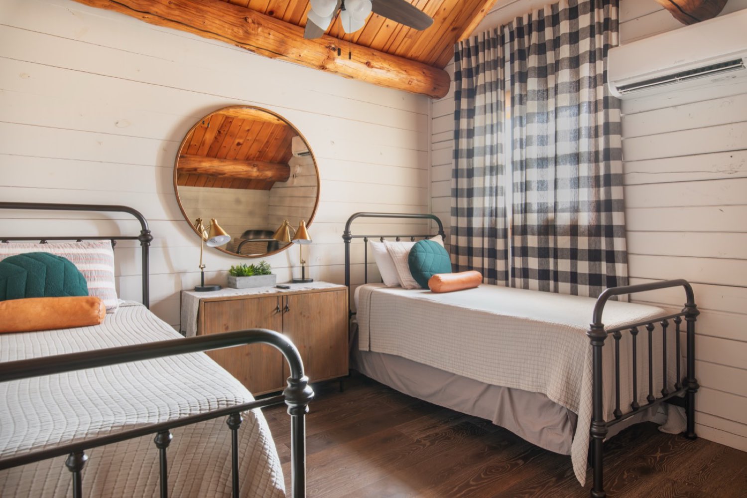 The twin loft, two beds