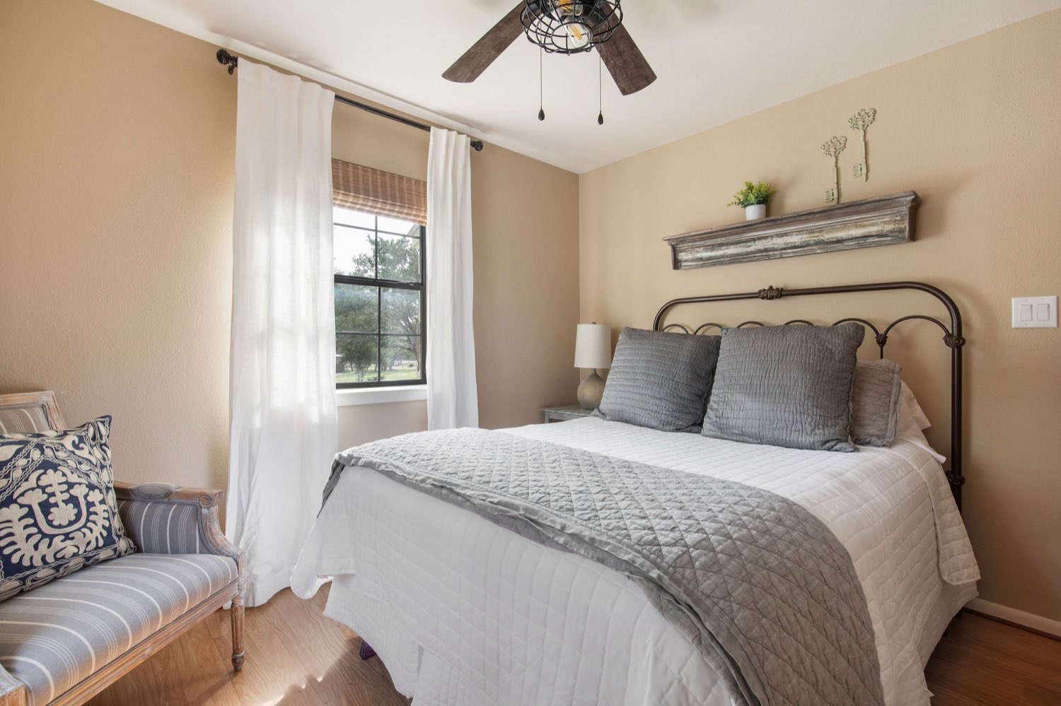 A restful bedroom