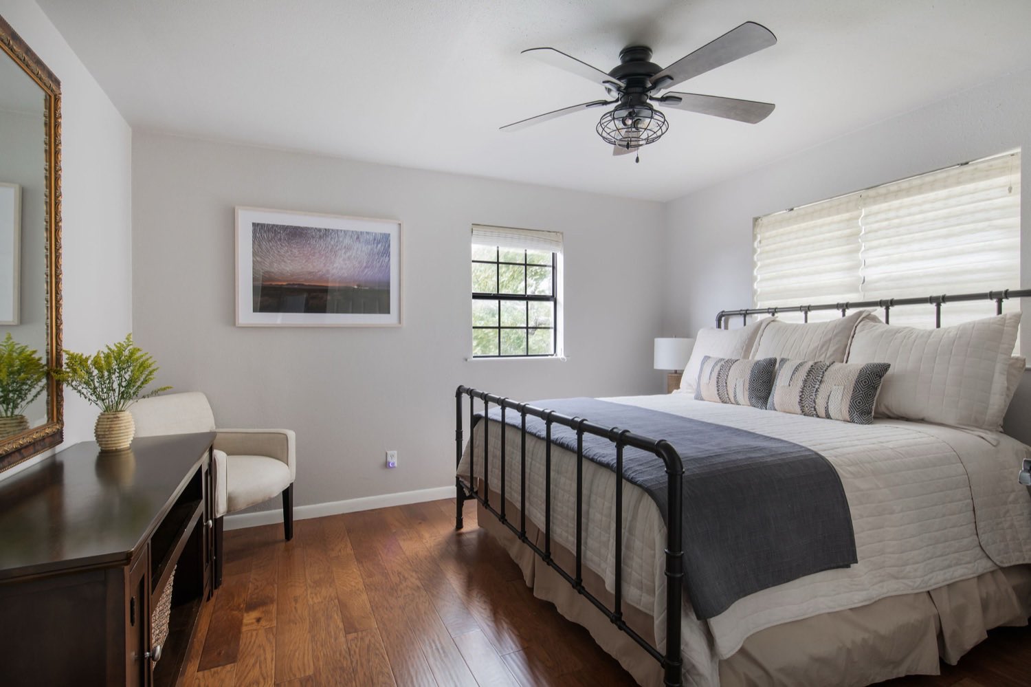 A restful bedroom
