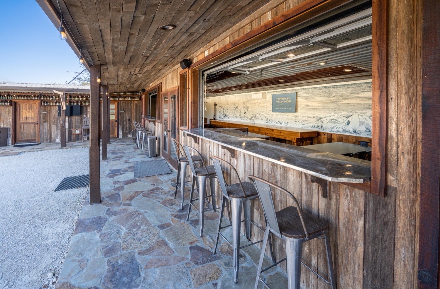 The party barn bar